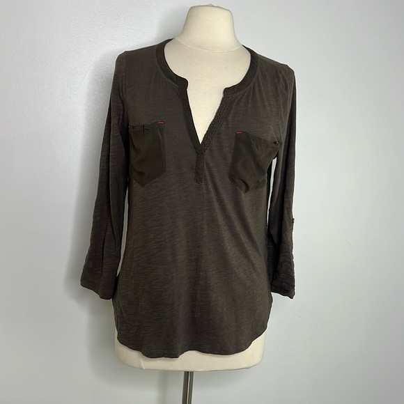 Anthropologie Gray Postmark Roll-tab Long Sleeve Tee Shirt, size large - Picture 1 of 11